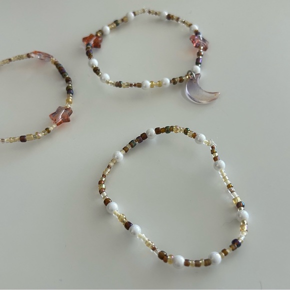 Cute Beaded Stretch Bracelet Stack Set - New - Picture 3 of 11